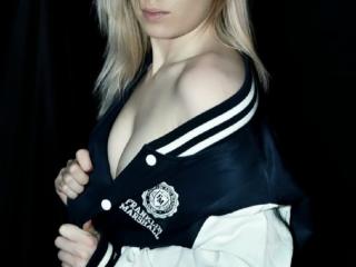 SexyMarinna Blowjob XXX Cams - Photo 14/21