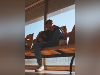 LuxMiamoto live cam model at XLoveCam