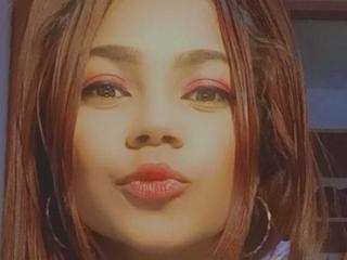 Foto de perfil sexy da modelo EmelyHotty, para um live show muito quente!