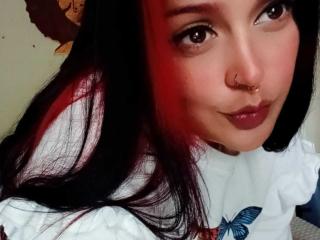 free live sex cam IsyMoon