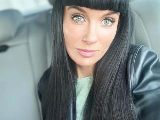 Profile of minnieme-hot