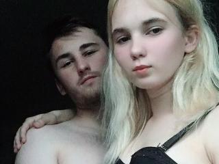 Foto de perfil sexy da modelo AimeeAh, para um live show muito quente!