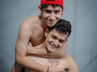 Foto de perfil sexy do modelo BlizzardAdnCloudd, para um live show muito quente!