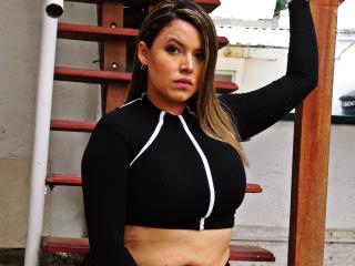 Foto de perfil sexy da modelo LindaRouse, para um live show muito quente!