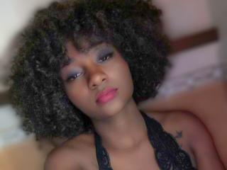 Picture of the sexy profile of BrendaKim, for a very hot webcam live show !