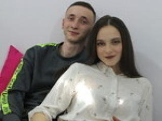 Foto de perfil sexy da modelo KitanaJo, para um live show muito quente!