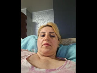 Profile of BlondyWifey